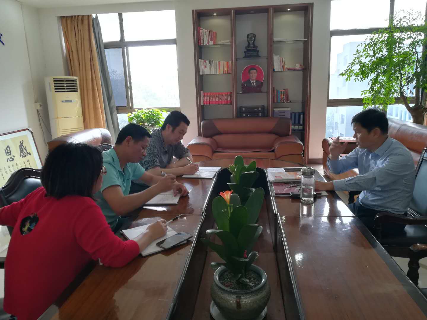 微信图片_20190425150937.jpg
