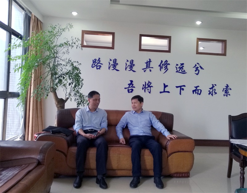 湖南人文科技学院党委副书记刘铁铭莅临我院检查指导工作