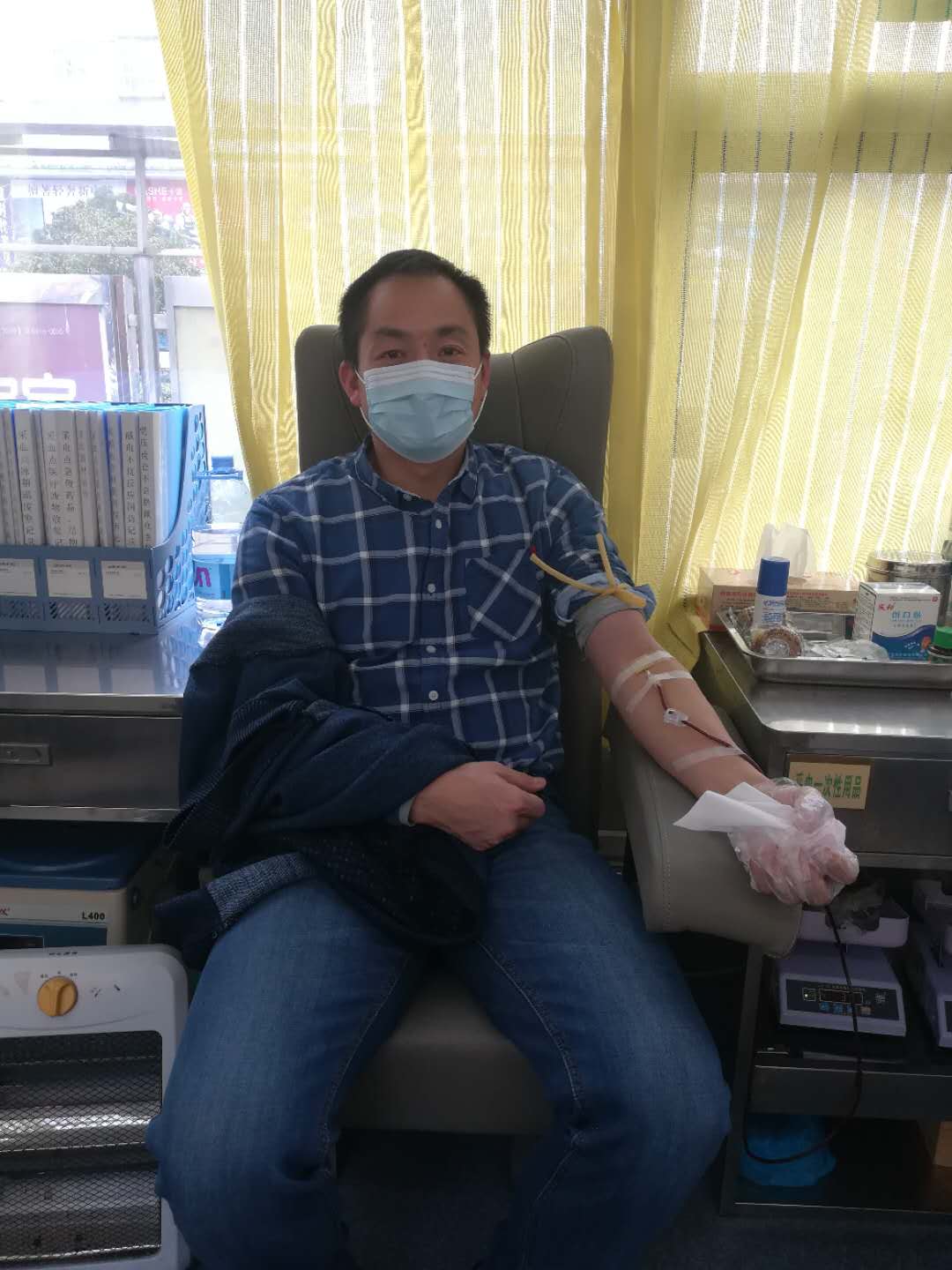 我是党员，我在行动！谢.jpg